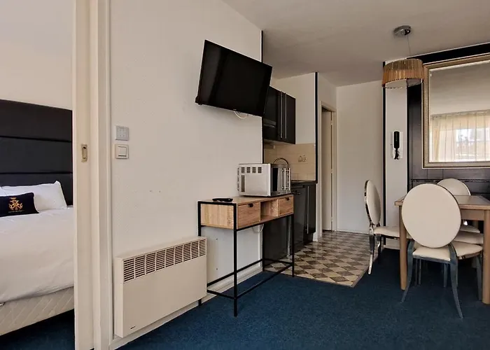 Le Trianon アルカション