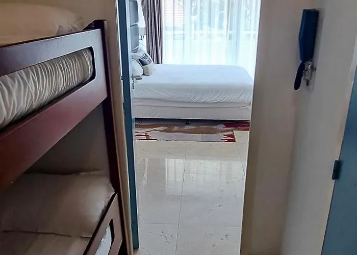 Le Trianon アパートホテル アルカション