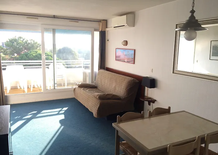 アパートホテル Le Trianon 3*