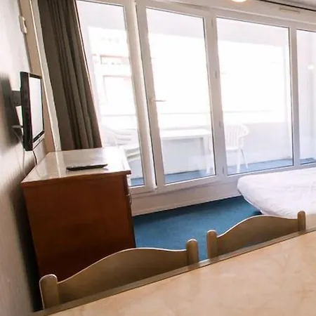 Le Trianon Ξενοδοχείο με διαμερίσματα 3*