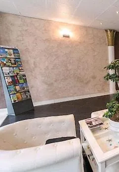 Aparthotel Le Trianon 3*