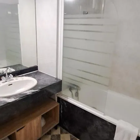 Le Trianon Ξενοδοχείο με διαμερίσματα