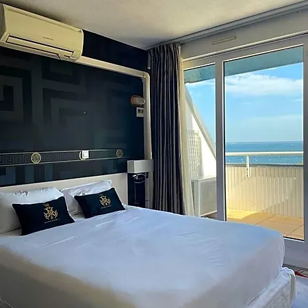 Apartmanhotel Le Trianon 3*