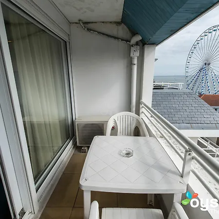 Ξενοδοχείο με διαμερίσματα Le Trianon