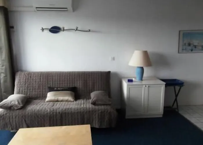 Le Trianon Aparthotel