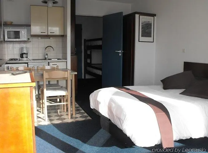 Le Trianon Aparthotel 3*