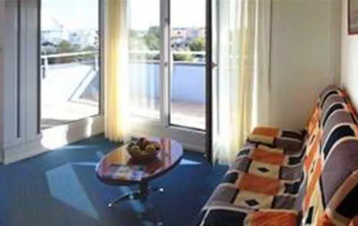 Le Trianon Aparthotel 3*